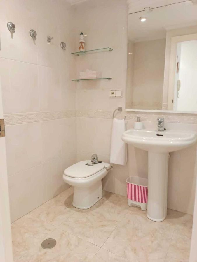 Apartamento Benidorm Carolina Beach & Pool Exterior foto